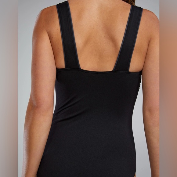 TYR Durafast Elite® Women's Square Neck Controlfit Swimsuit - Solid - Picture 7 of 12